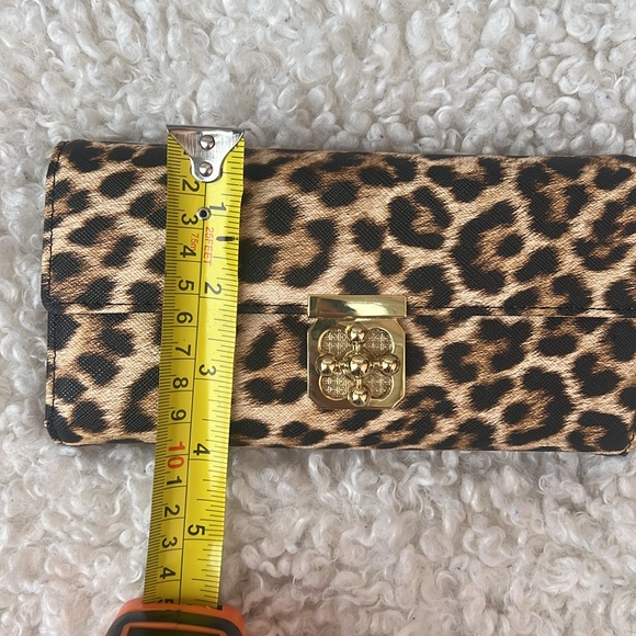 Leopard Wallet Clutch - Picture 8 of 11
